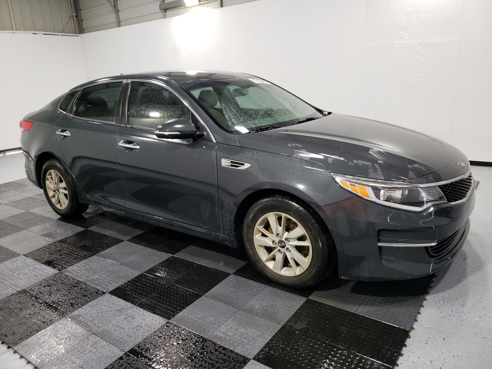 2016 Kia Optima Lx vin: KNAGT4L32G5084822