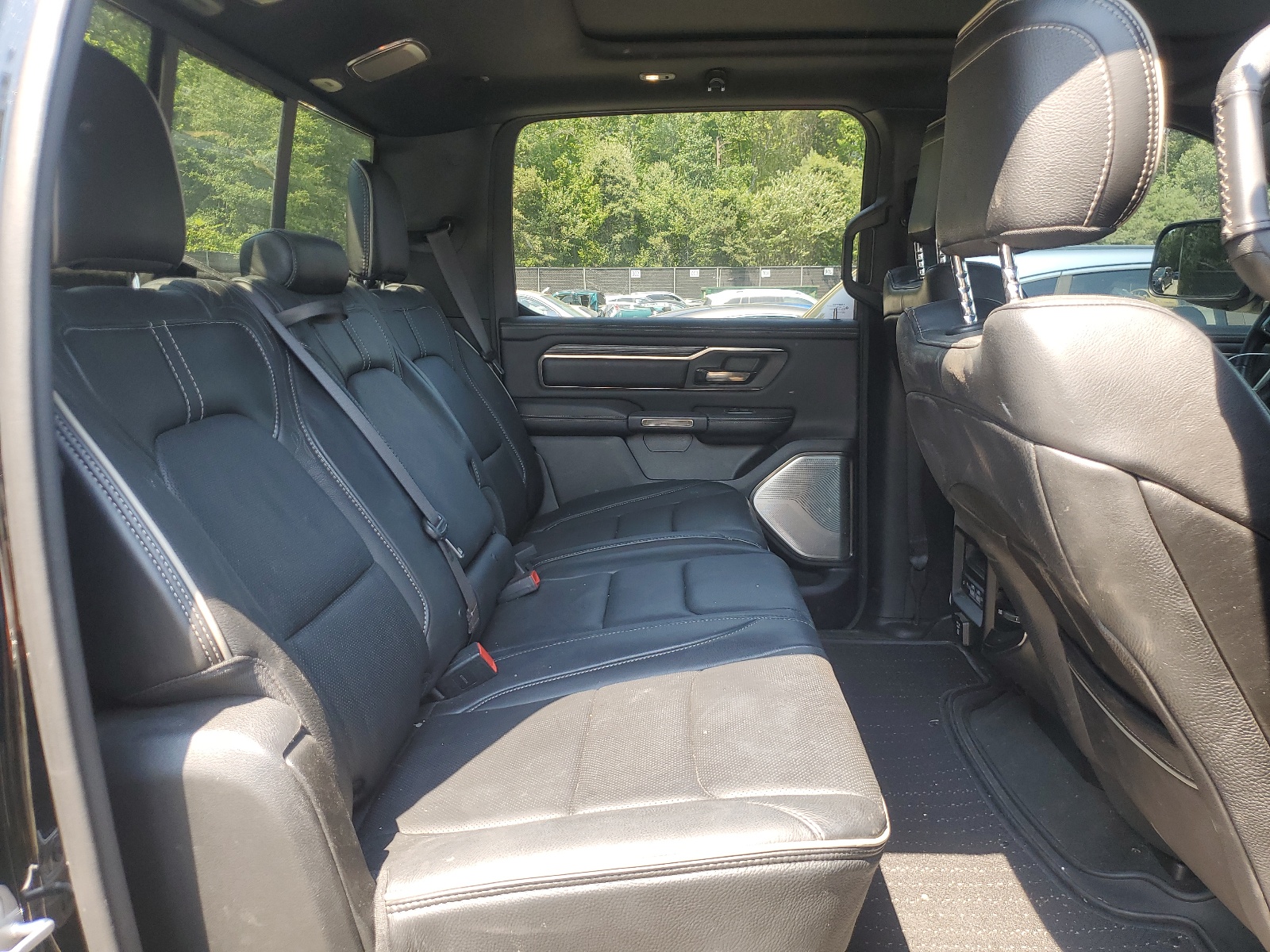 1C6SRFHT0MN605992 2021 Ram 1500 Limited