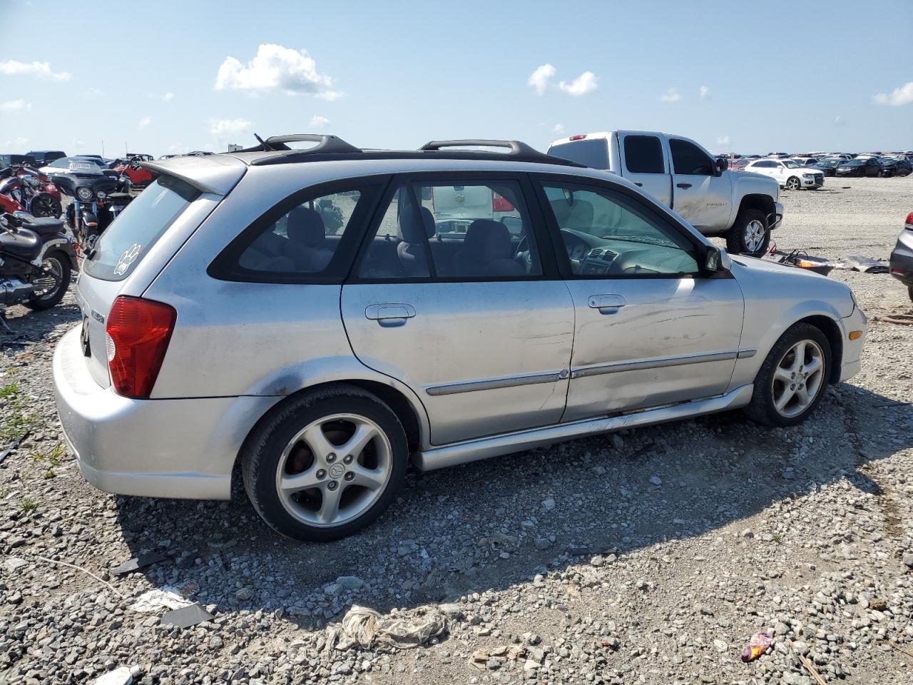 2002 Mazda Protege Pr5 VIN: JM1BJ246821500663 Lot: 62672164