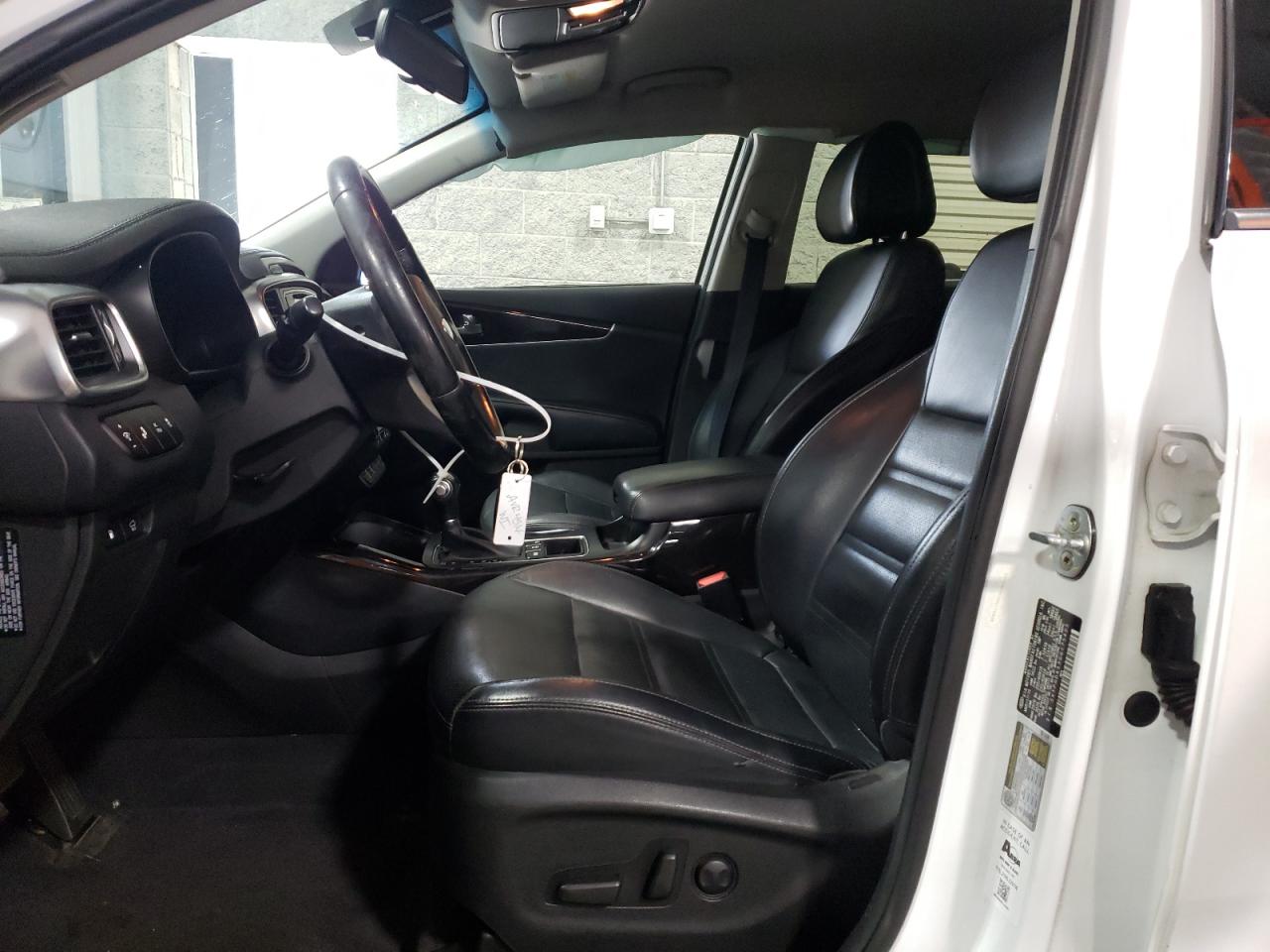 2016 Kia Sorento - Image 7