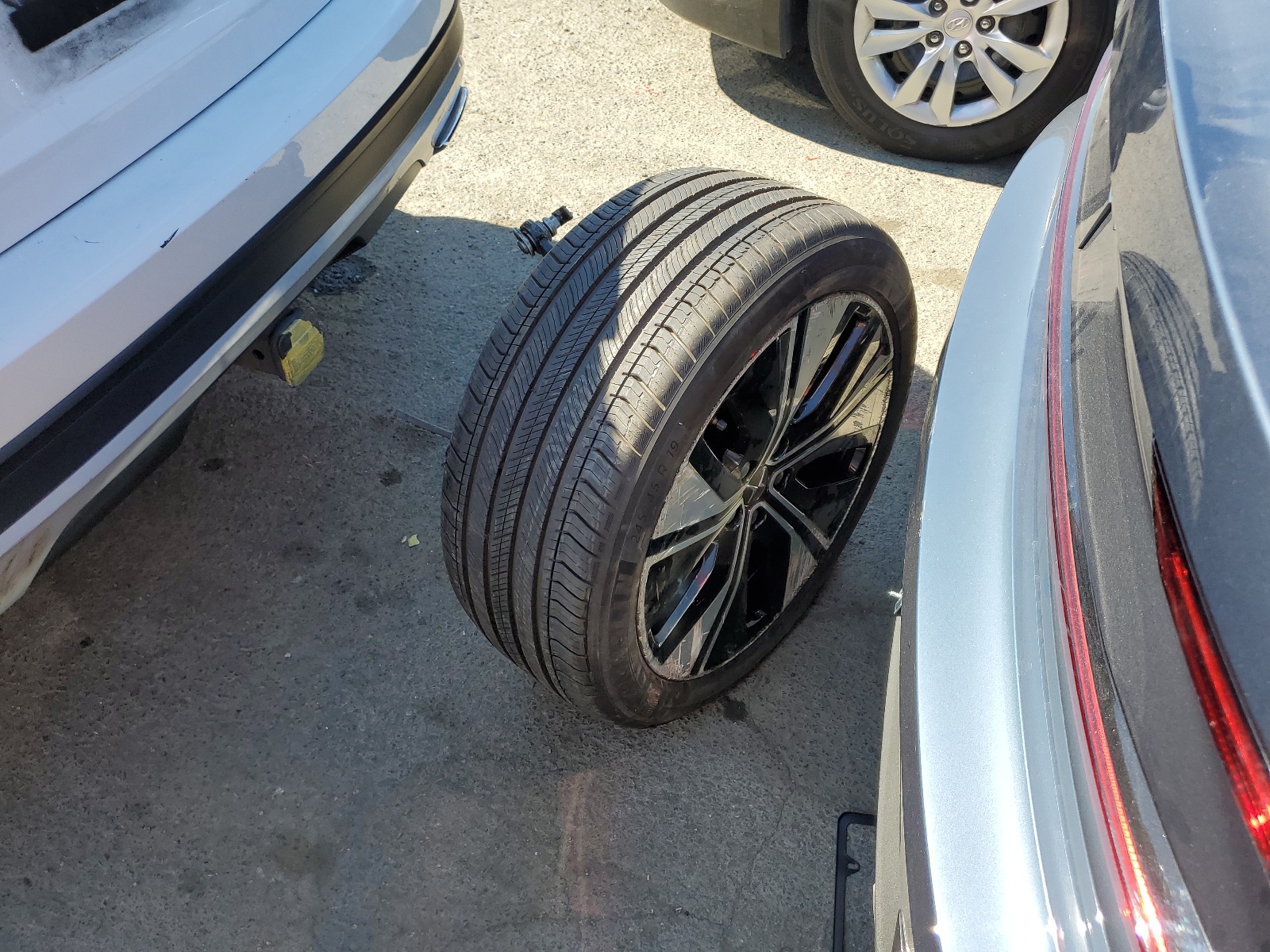 YSMFD3KA6RL233922 2024 Polestar 2