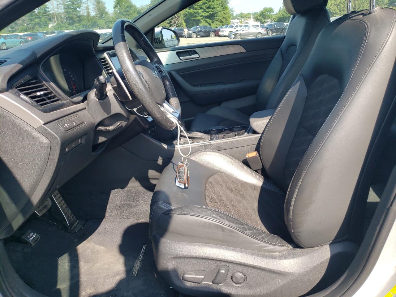 2018 Hyundai Sonata Sport VIN: 5NPE34AF9JH667211 Lot: 64958374