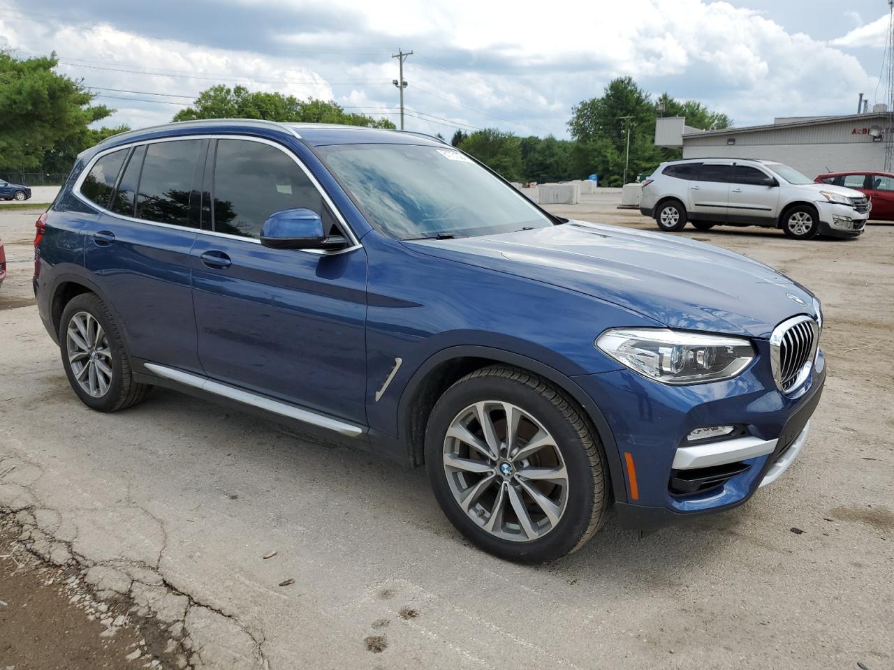 VIN 5UXTR9C56KLR04031 2019 BMW X3 no.4