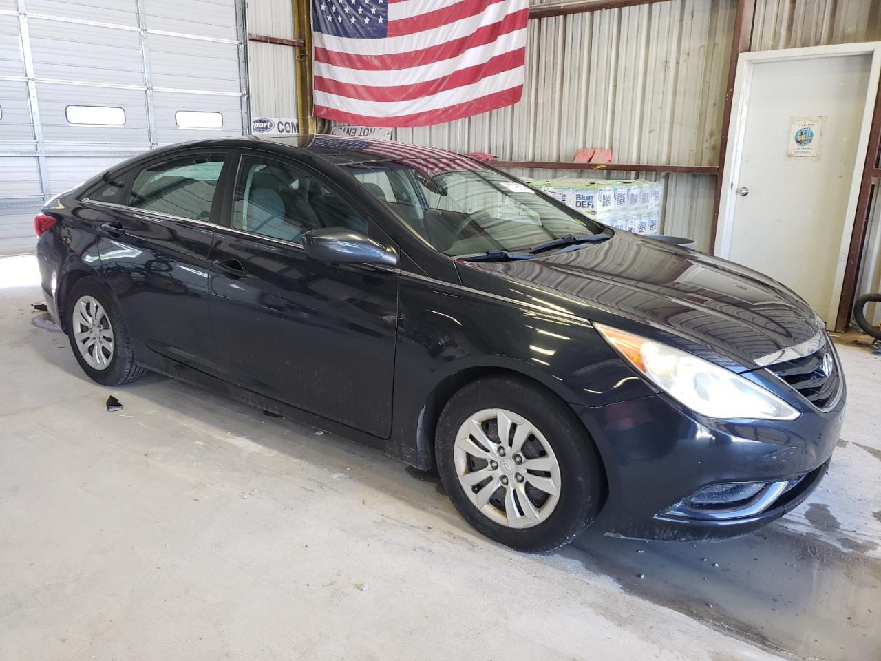 2013 Hyundai Sonata - Image 4