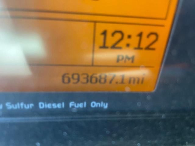 4V4NC9EH6FN919419 2015 Volvo Vn Vnl