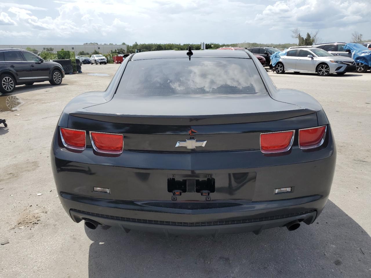 2011 Chevrolet Camaro Ls VIN: 2G1FA1ED3B9206942 Lot: 64736574