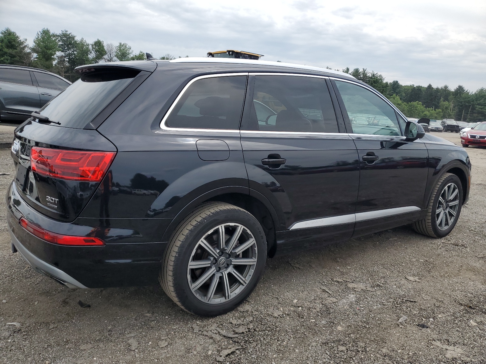 2017 Audi Q7 Premium Plus vin: WA1LAAF72HD012783