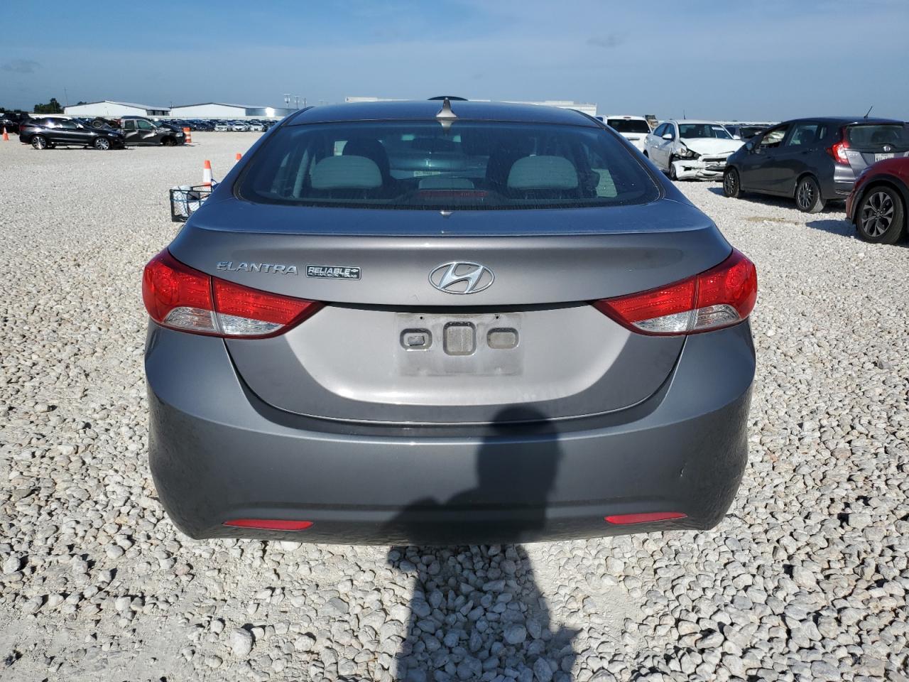 2013 Hyundai Elantra Gls VIN: 5NPDH4AE5DH243713 Lot: 63568894