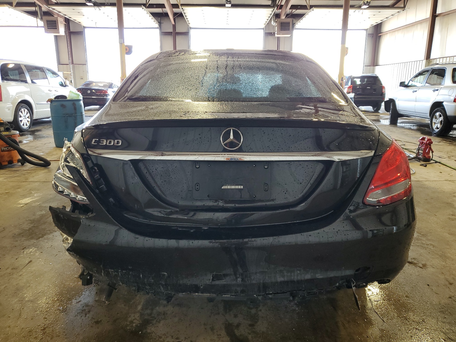 55SWF4JBXJU247219 2018 Mercedes-Benz C 300