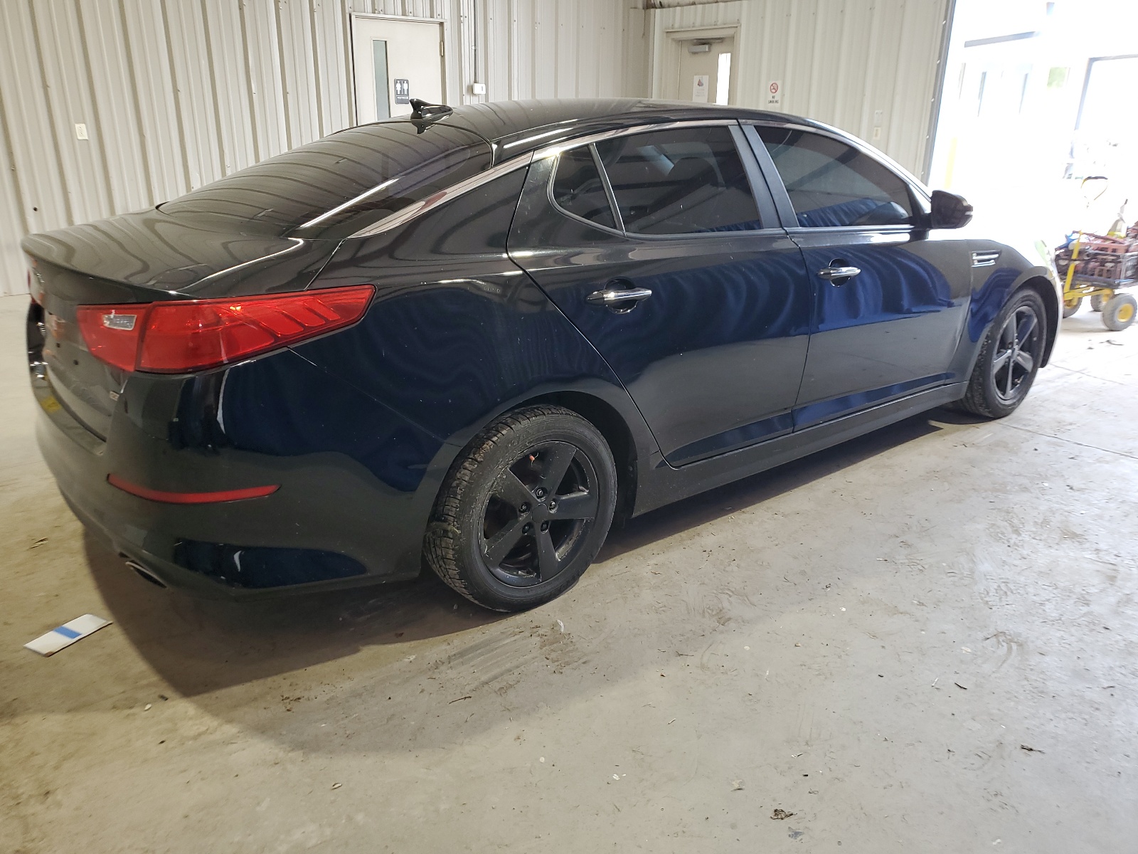 2015 Kia Optima Lx vin: KNAGM4A73F5616726