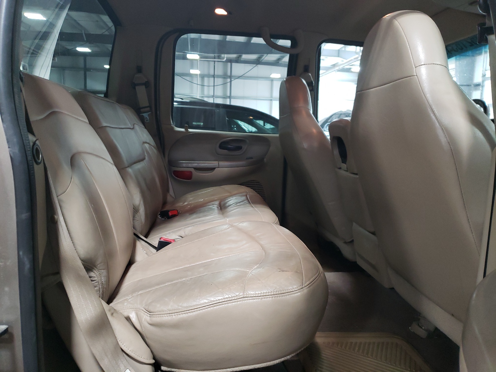 1FTRW08L01KF27854 2001 Ford F150 Supercrew