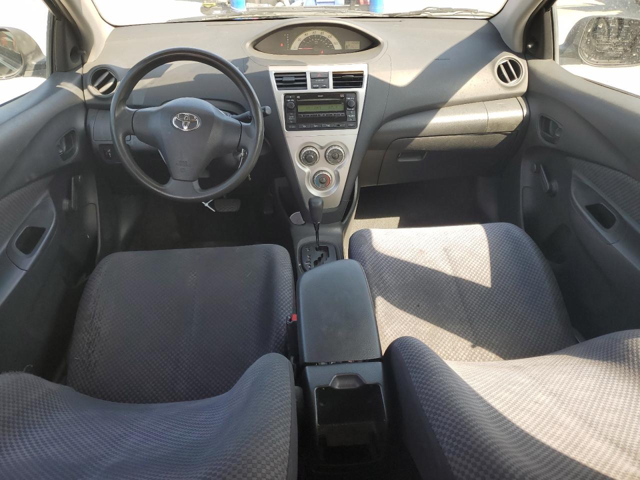 JTDBT923271023182 2007 Toyota Yaris