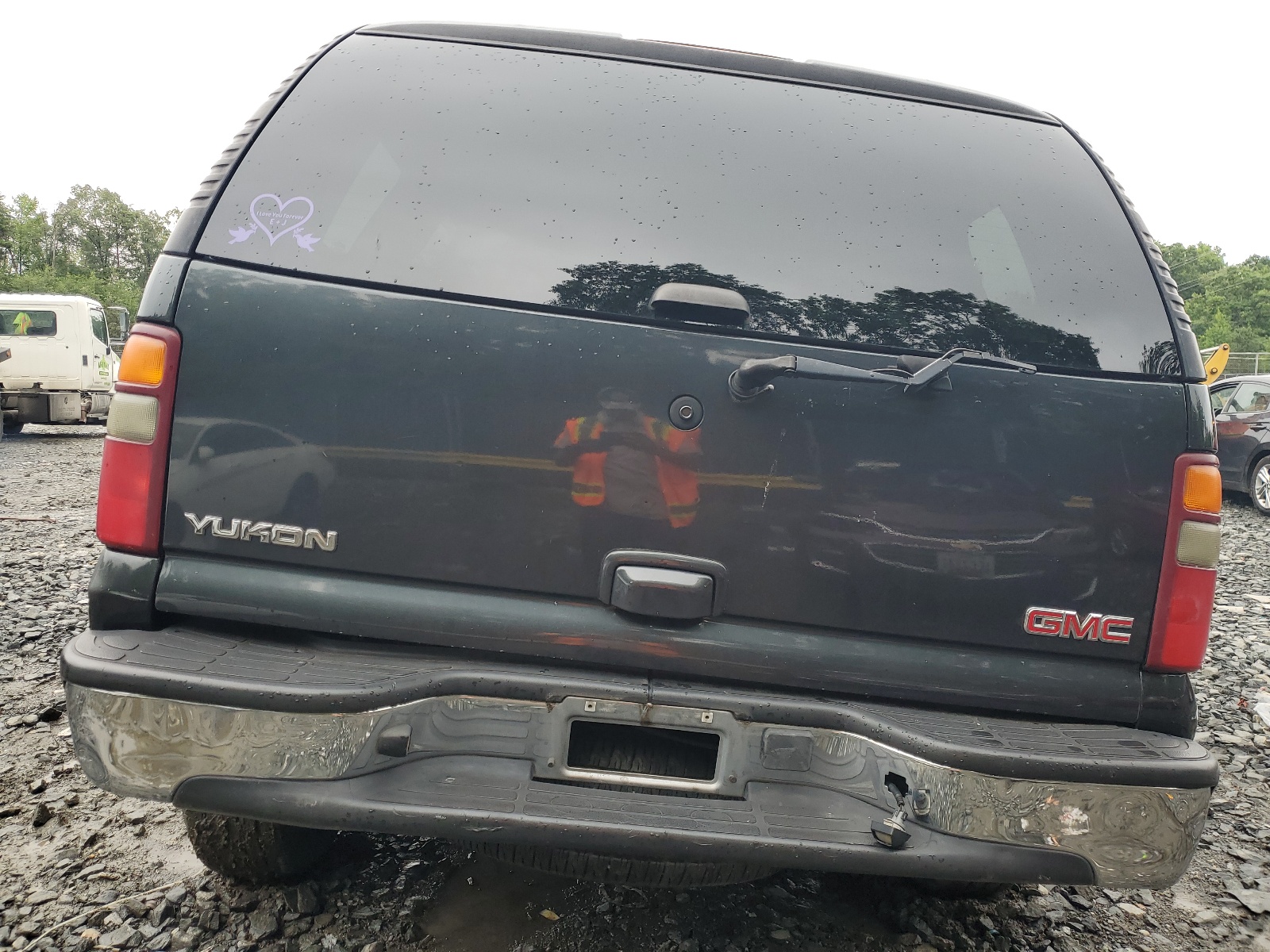 1GKEK13T25J263205 2005 GMC Yukon