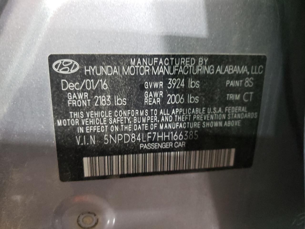 2017 Hyundai Elantra - Image 12