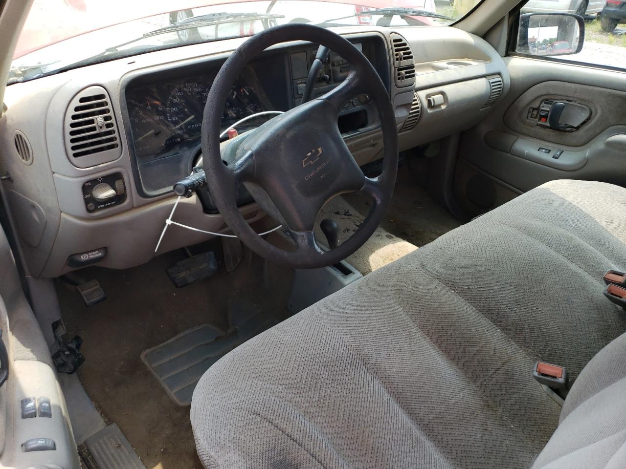 1995 Chevrolet Gmt-400 K2500 VIN: 1GCGK24K3SE130330 Lot: 63013734