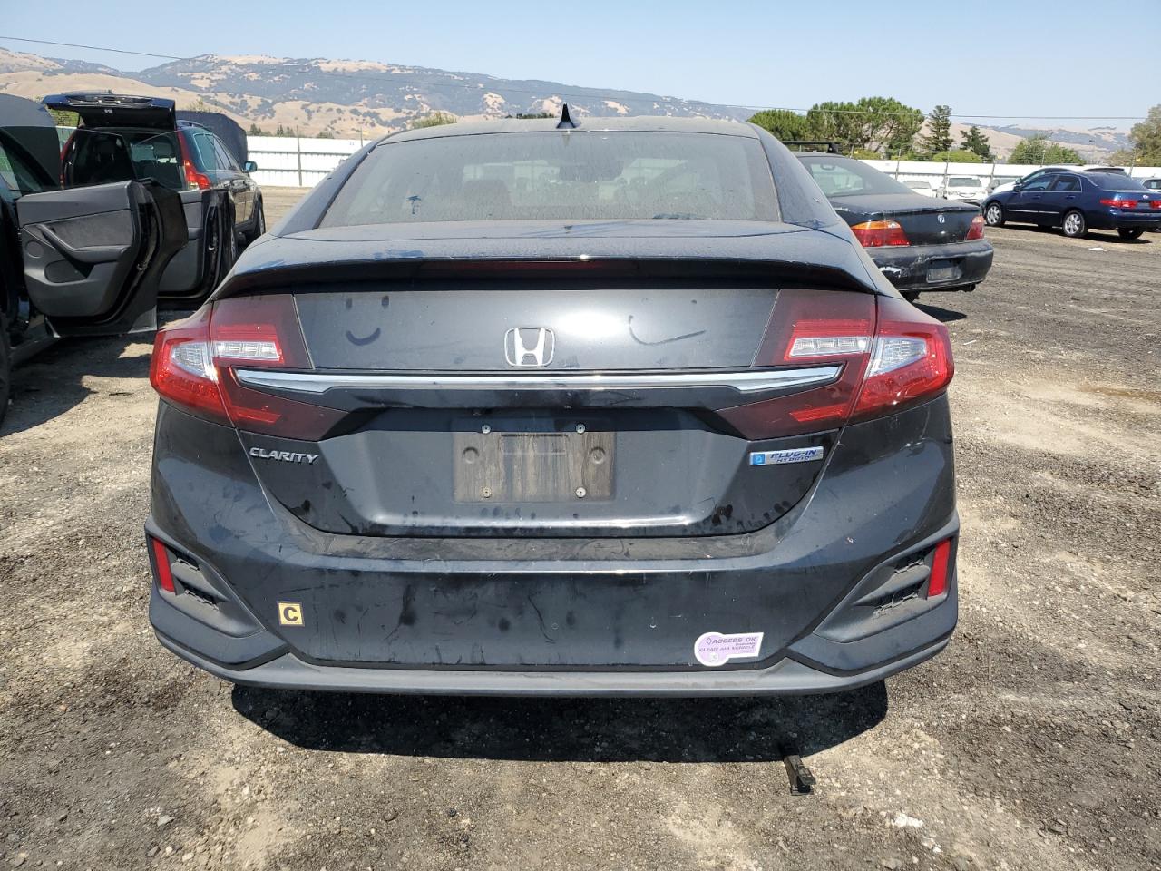 2018 Honda Clarity VIN: JHMZC5F11JC015259 Lot: 62460444