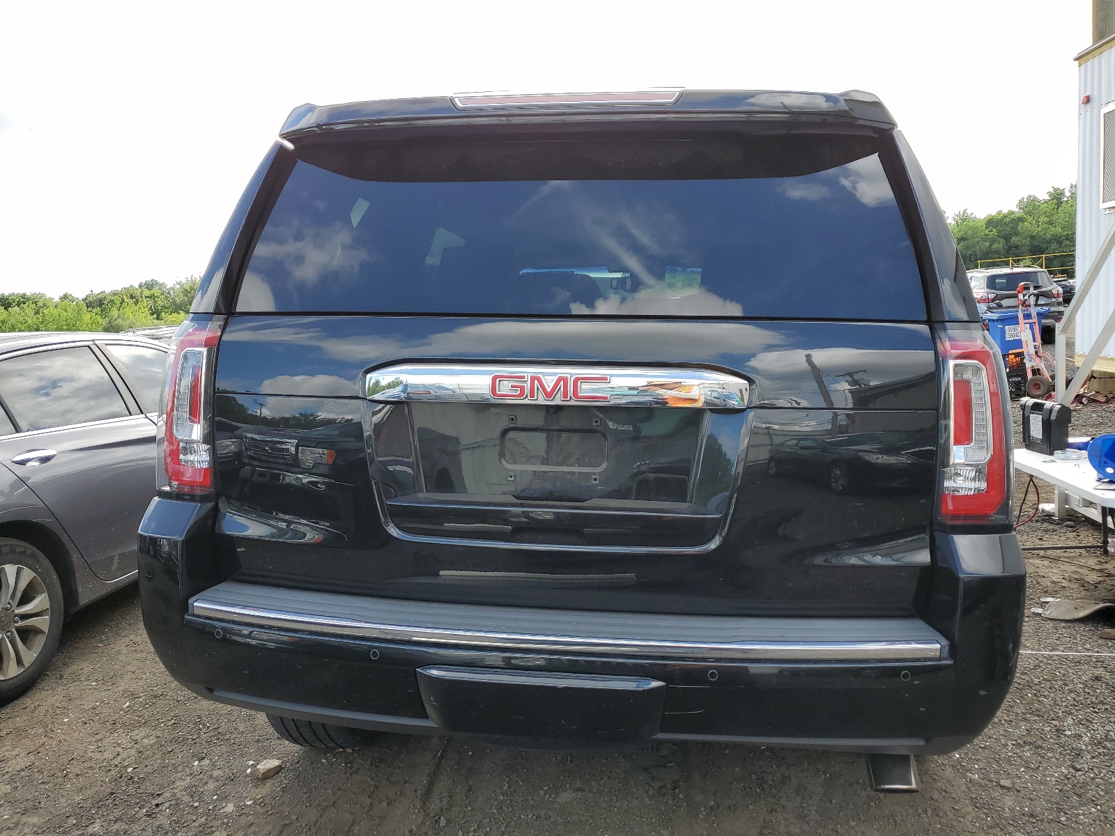 1GKS2CKJ3GR394503 2016 GMC Yukon Denali