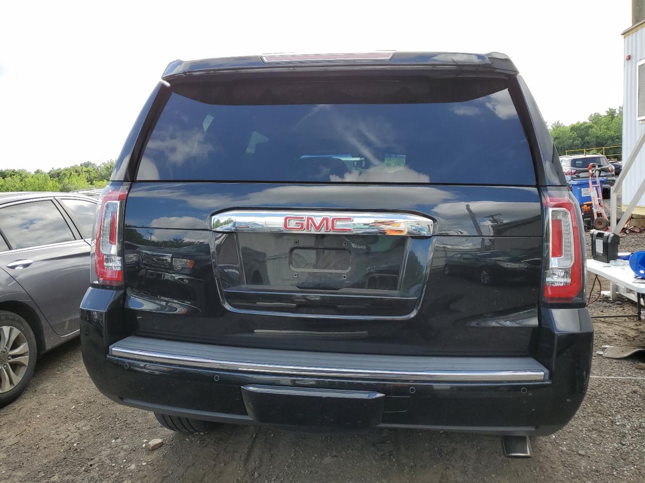 2016 GMC Yukon Denali VIN: 1GKS2CKJ3GR394503 Lot: 62551524