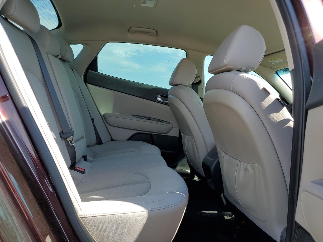 2018 Kia Optima Lx VIN: 5XXGT4L31JG267666 Lot: 63893564