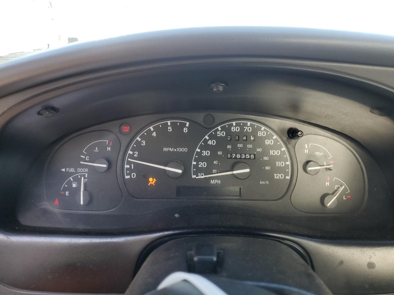 2001 Ford Ranger VIN: 1FTYR10C21PA16217 Lot: 62331104