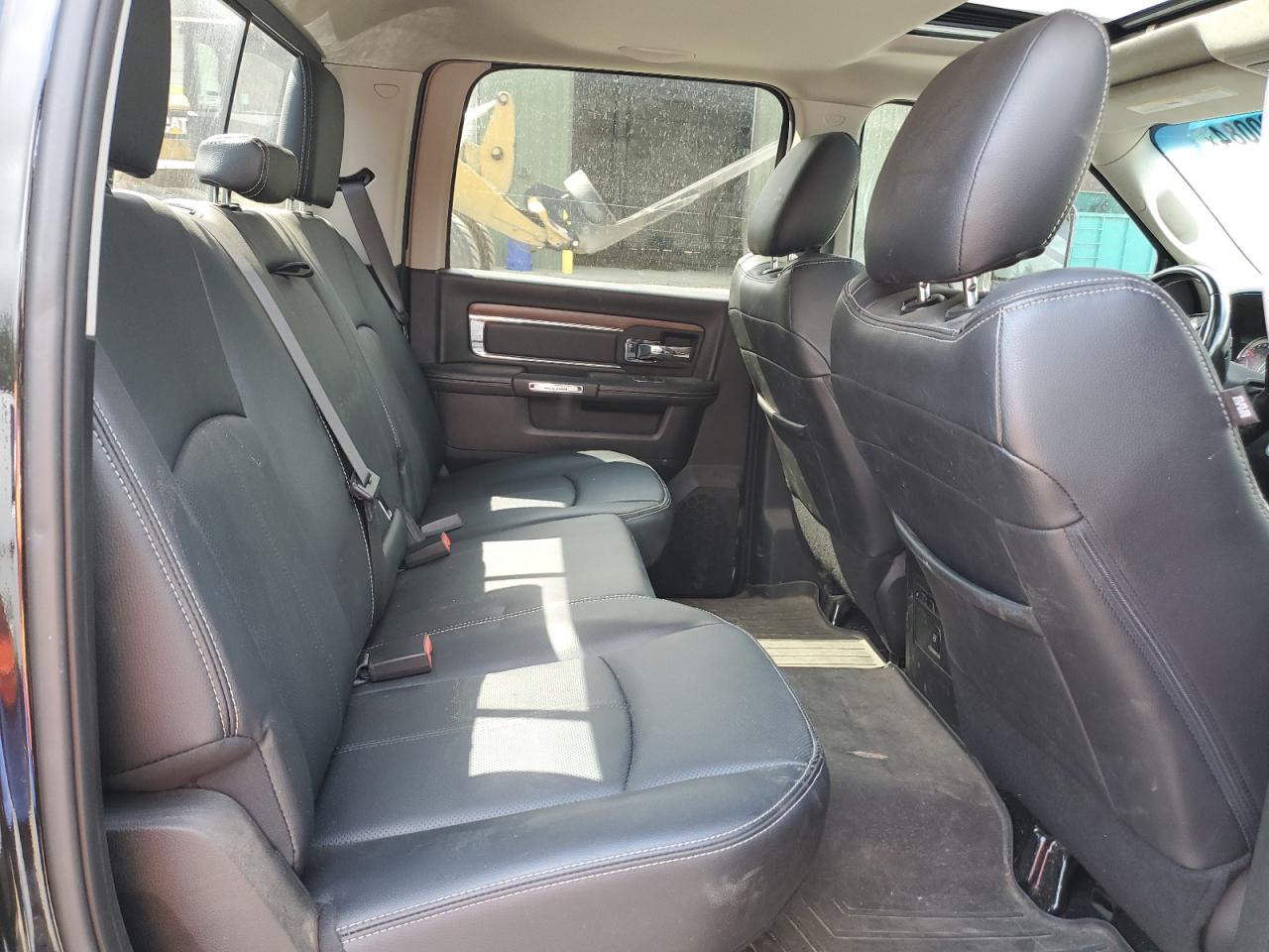 2018 Ram 3500 Laramie VIN: 3C63R3EL9JG345975 Lot: 63830084