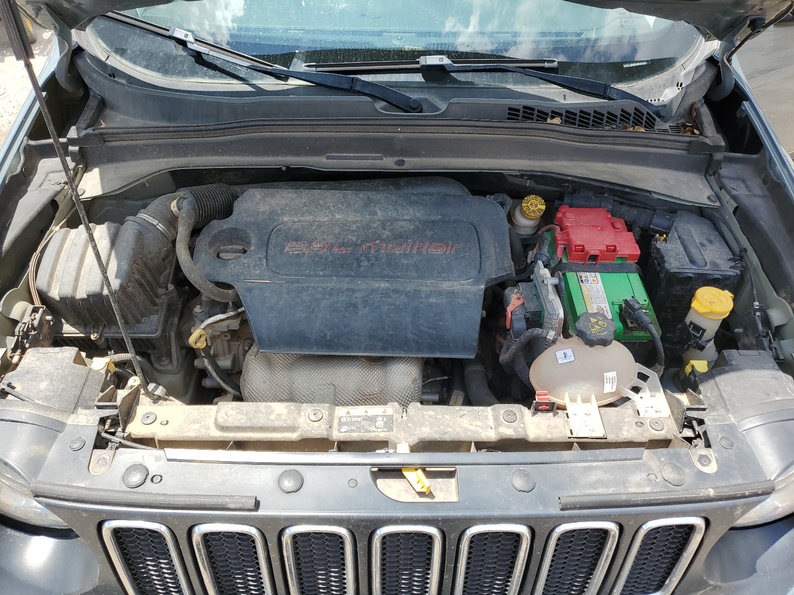 ZACCJBAB0JPJ01201 2018 Jeep Renegade Sport