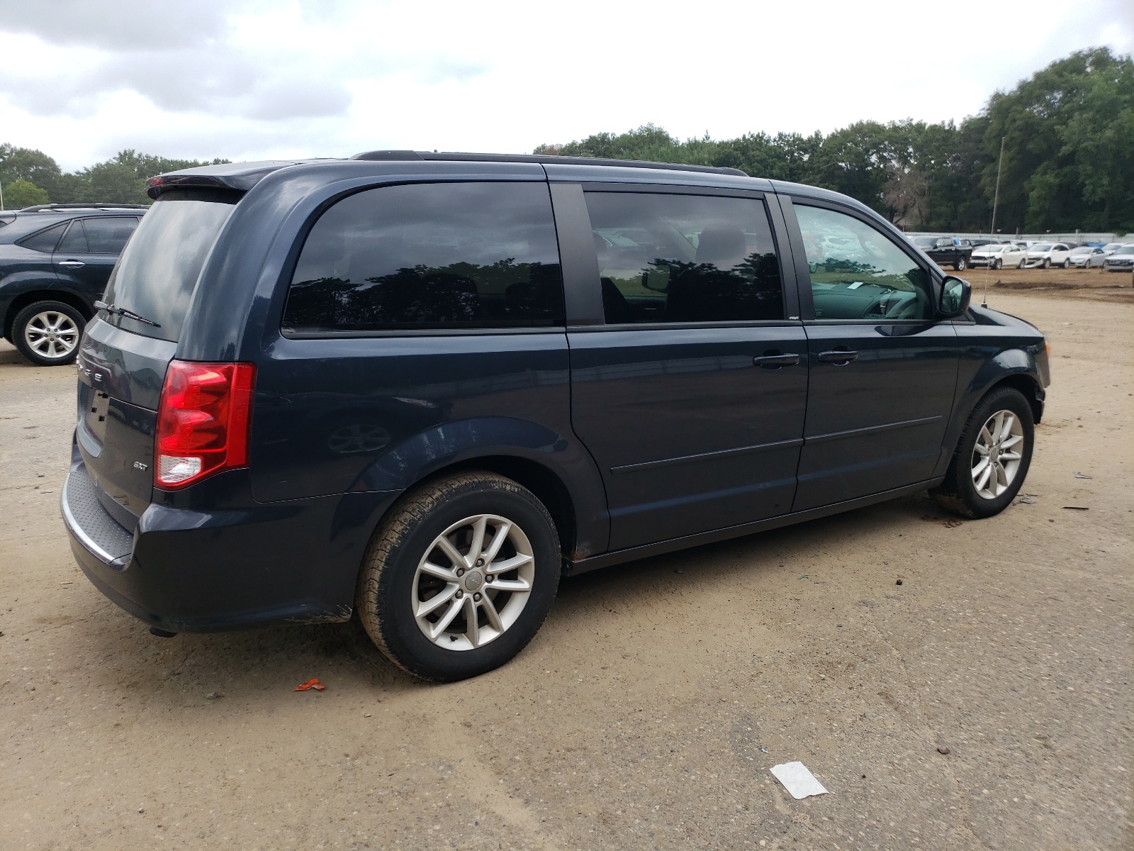 2014 Dodge Grand Caravan Sxt vin: 2C4RDGCG0ER138177