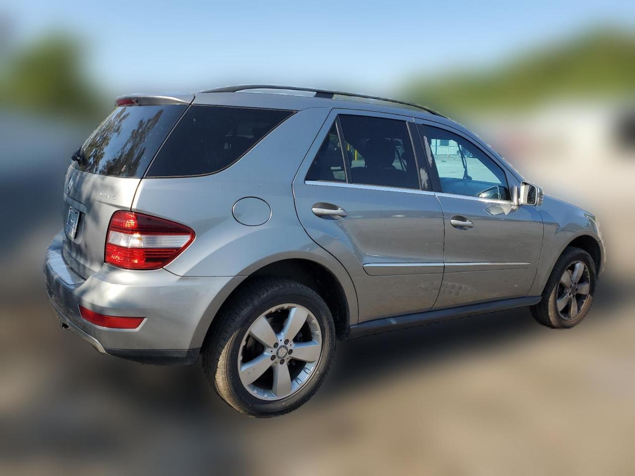 2011 Mercedes-Benz Ml 350 4Matic VIN: 4JGBB8GBXBA670477 Lot: 63873694