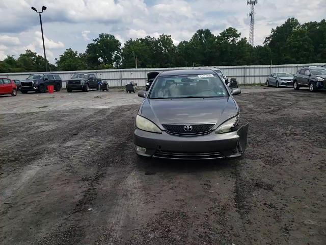 2005 Toyota Camry Le VIN: 4T1BE30K75U637198 Lot: 62311994