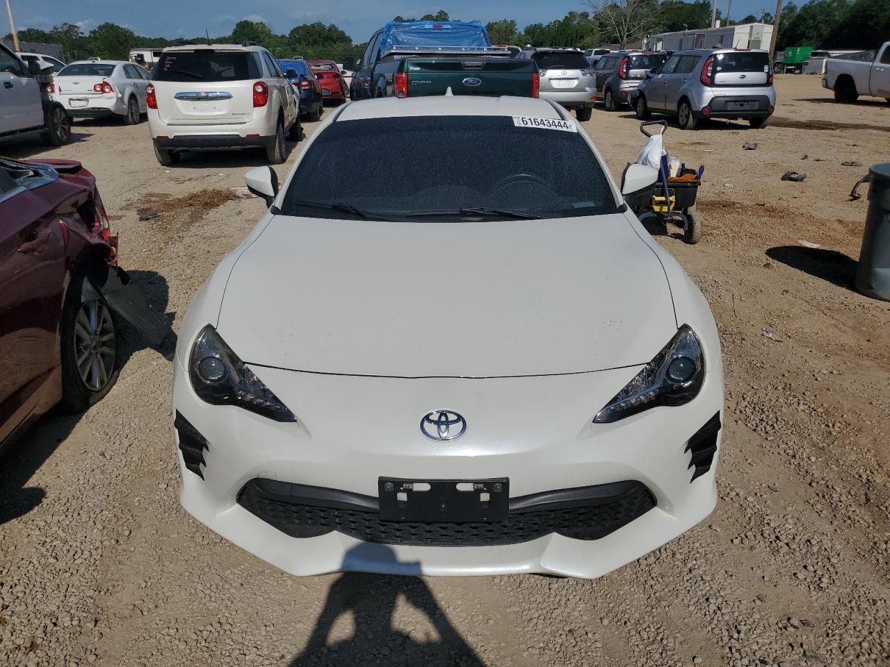 2017 Toyota 86 Base VIN: JF1ZNAA13H8705478 Lot: 61643444