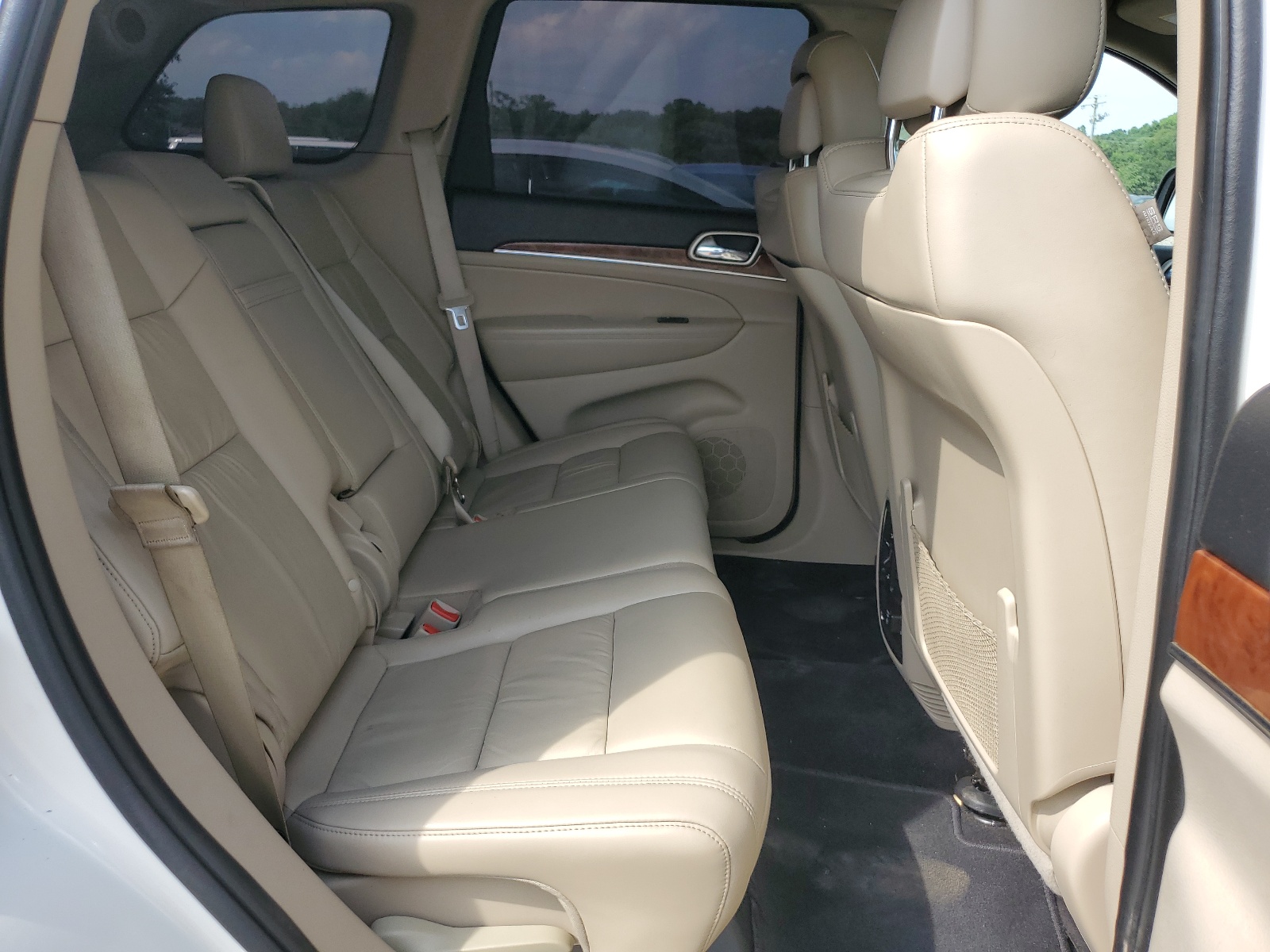 1J4RR5GG0BC550288 2011 Jeep Grand Cherokee Limited