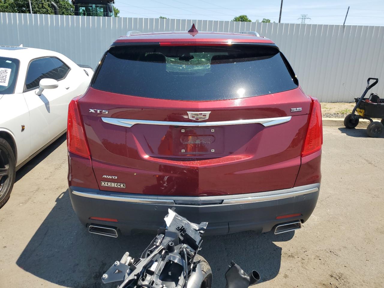 2017 Cadillac Xt5 Luxury VIN: 1GYKNDRS9HZ221121 Lot: 62873804