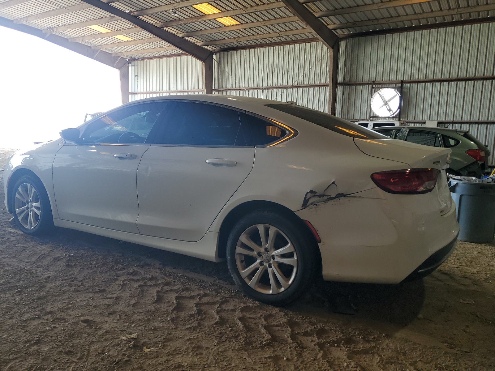 2015 Chrysler 200 Limited vin: 1C3CCCAB1FN707775