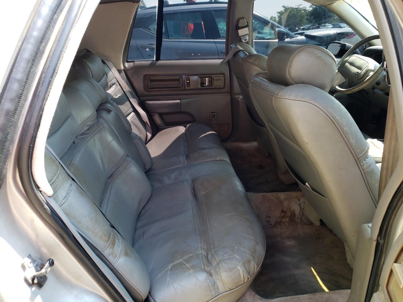 1992 Buick Roadmaster Limited VIN: 1G4BT5377NR453911 Lot: 62952954