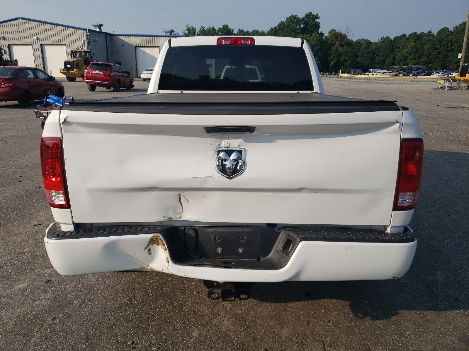 1C6RR6FG3JS125575 2018 Ram 1500 St