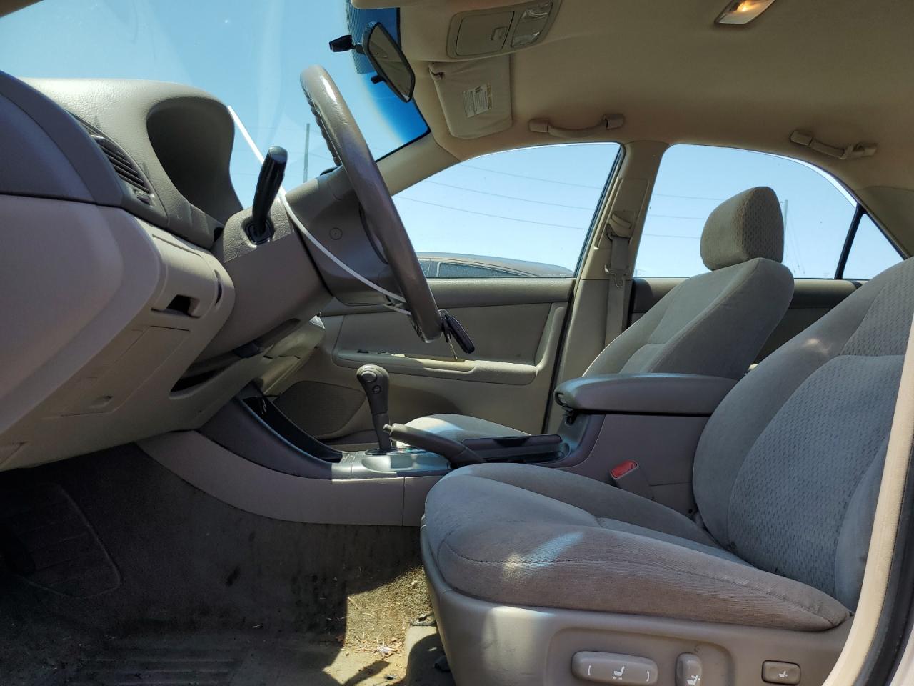 2004 Toyota Camry Le VIN: 4T1BE32K94U802423 Lot: 63799784