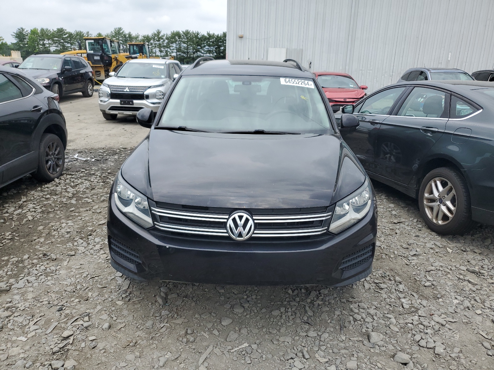 2016 Volkswagen Tiguan S vin: WVGAV7AX8GW546901