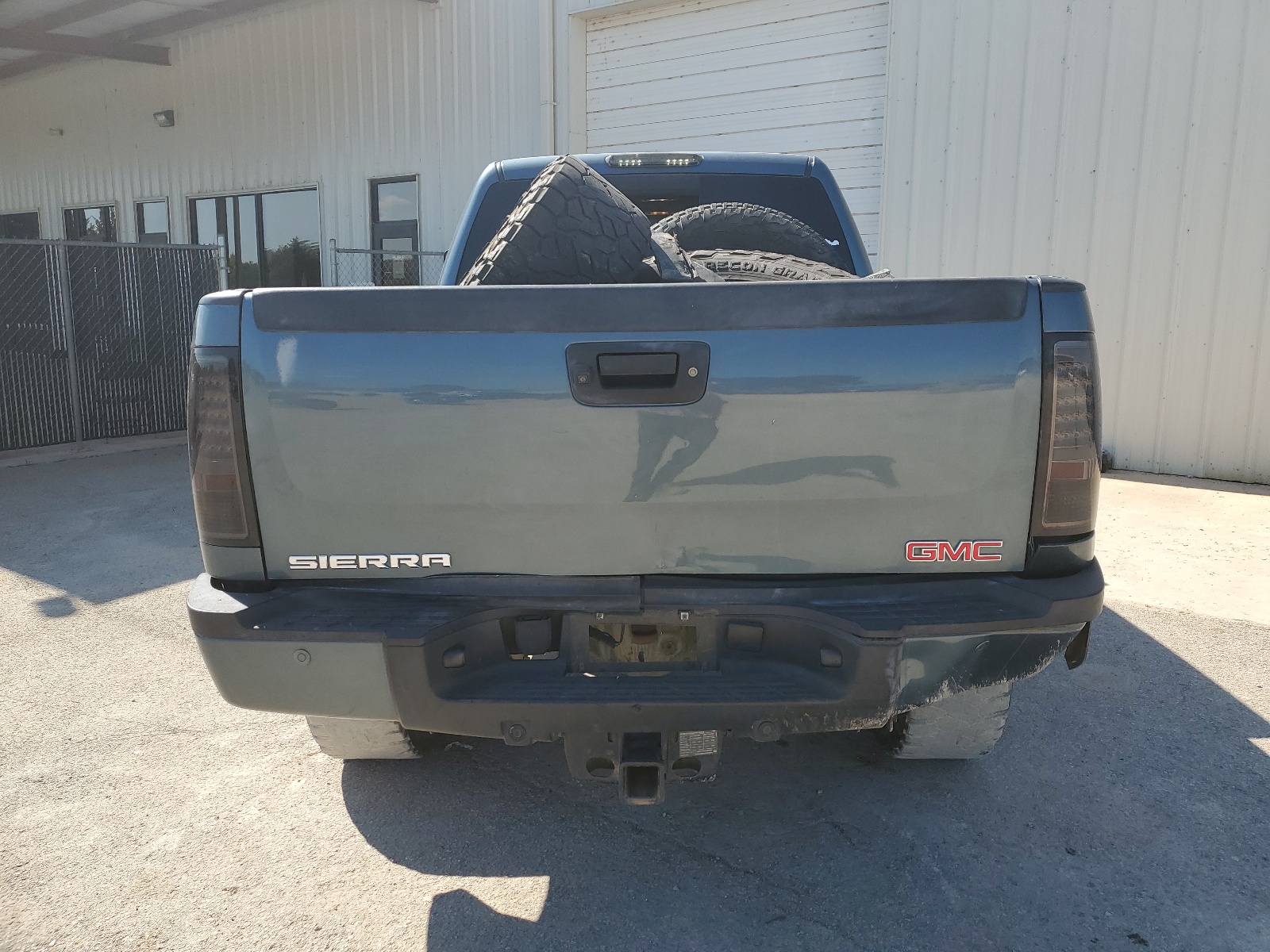 1GT125C8XBF261701 2011 GMC Sierra K2500 Denali