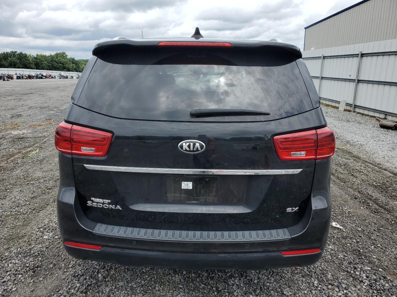 KNDMB5C17K6533721 2019 Kia Sedona Lx