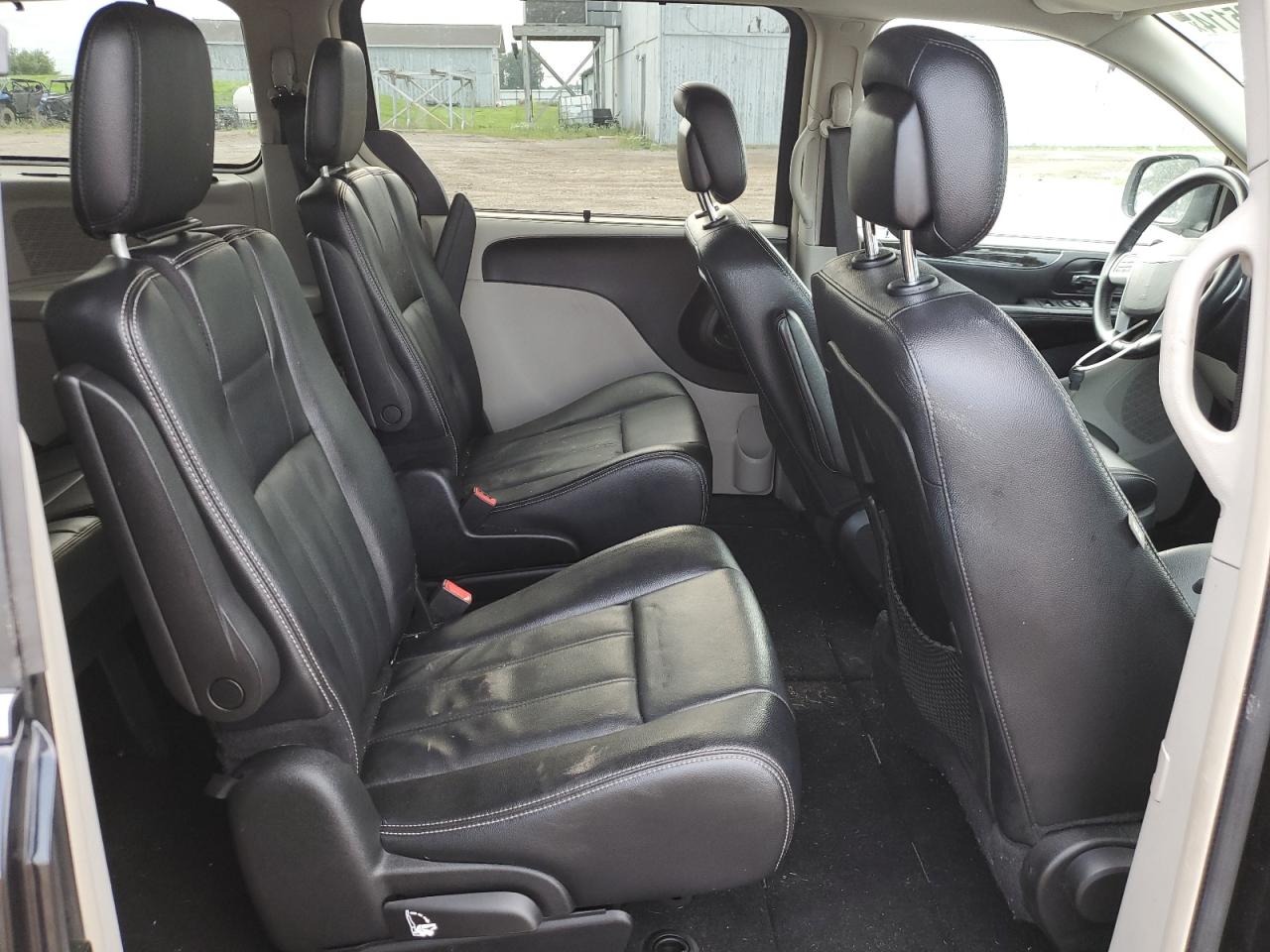 2015 Chrysler Town & Country Touring VIN: 2C4RC1BG5FR577510 Lot: 63965114