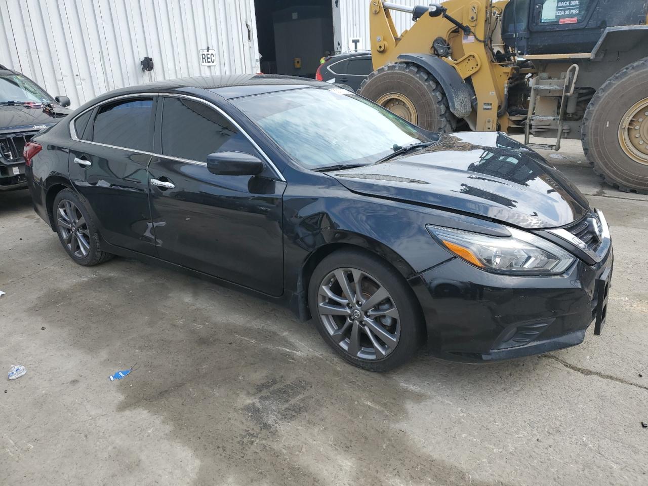 VIN 1N4AL3AP3JC151204 2018 NISSAN ALTIMA no.4