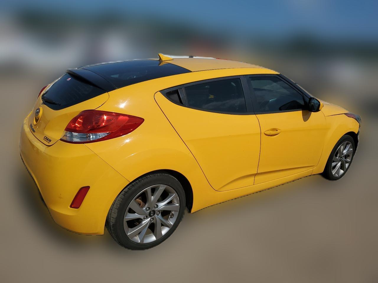 2016 Hyundai Veloster VIN: KMHTC6AD2GU281841 Lot: 61691534