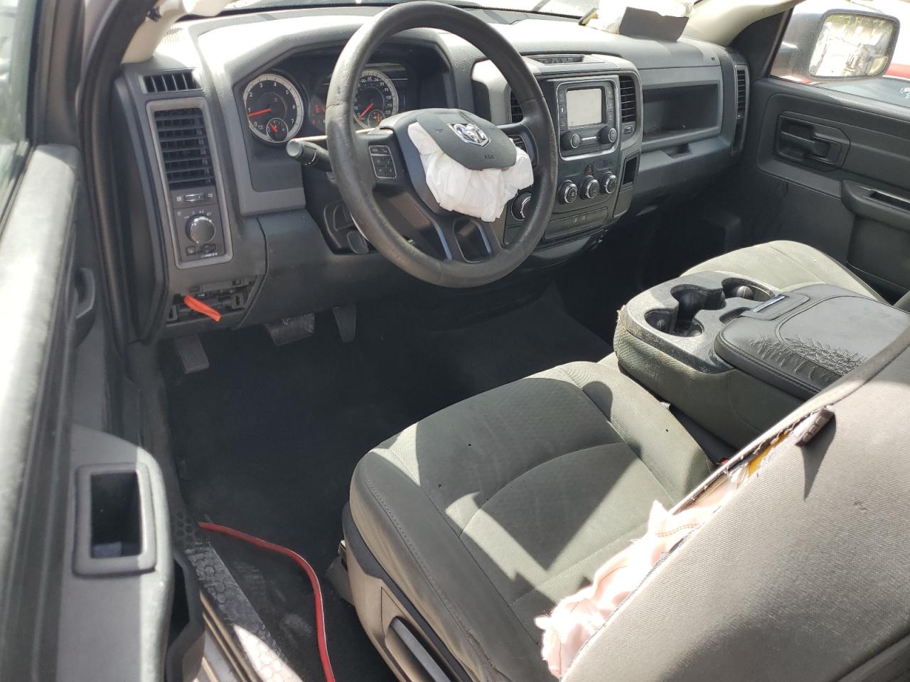 2016 RAM 1500 - Image 8