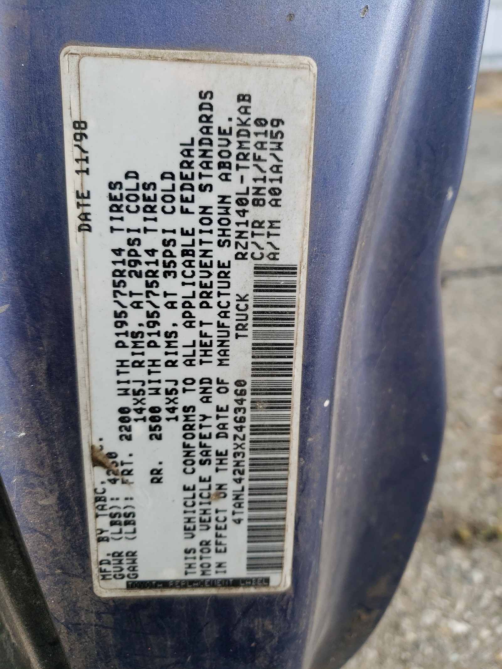 4TANL42N3XZ463460 1999 Toyota Tacoma