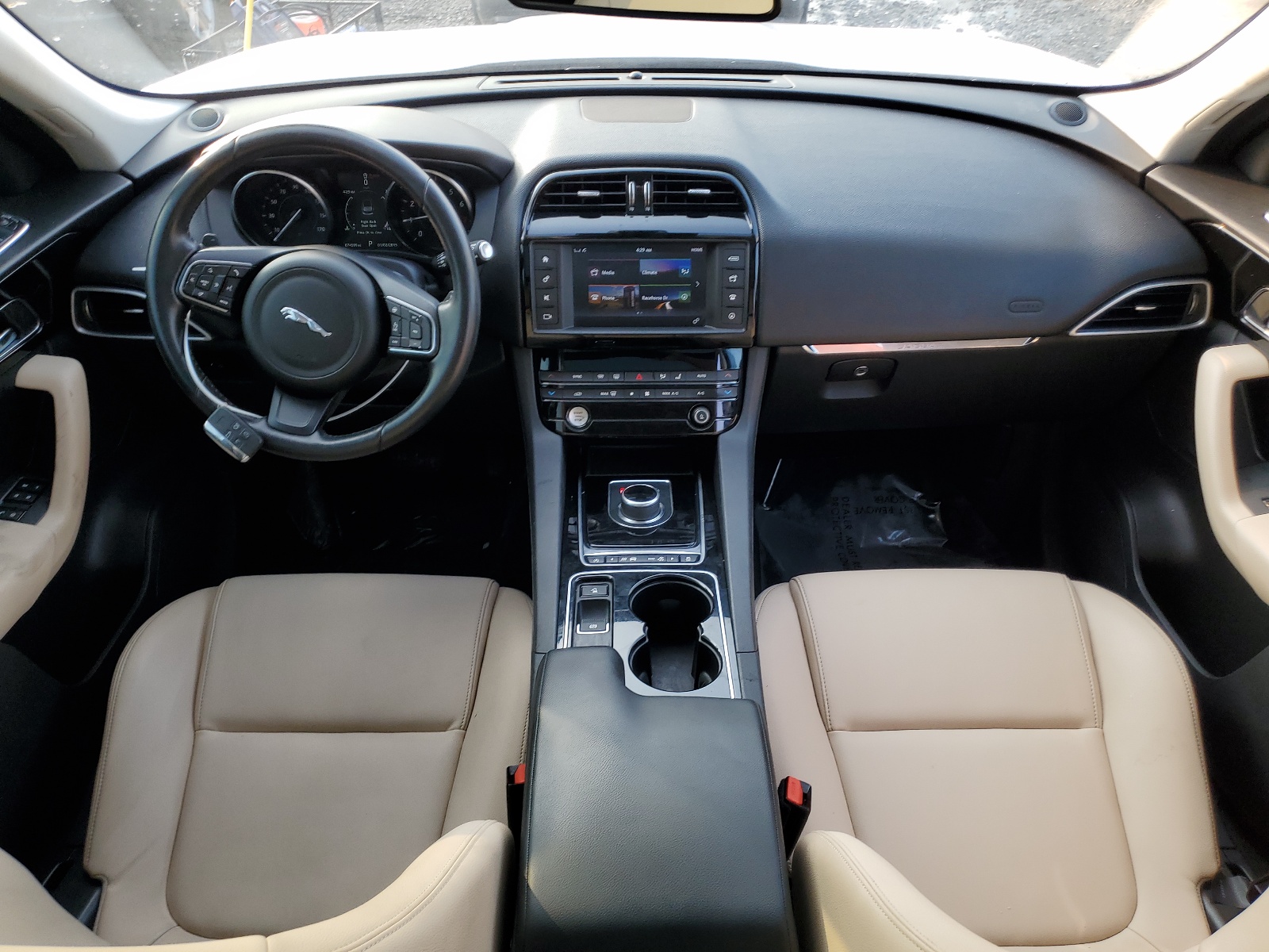 SADCJ2BV9HA898607 2017 Jaguar F-Pace Premium