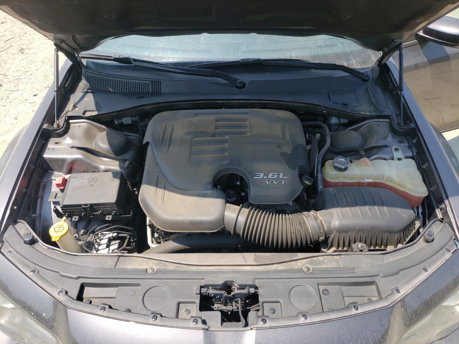 2C3CCABGXGH261361 2016 Chrysler 300 S