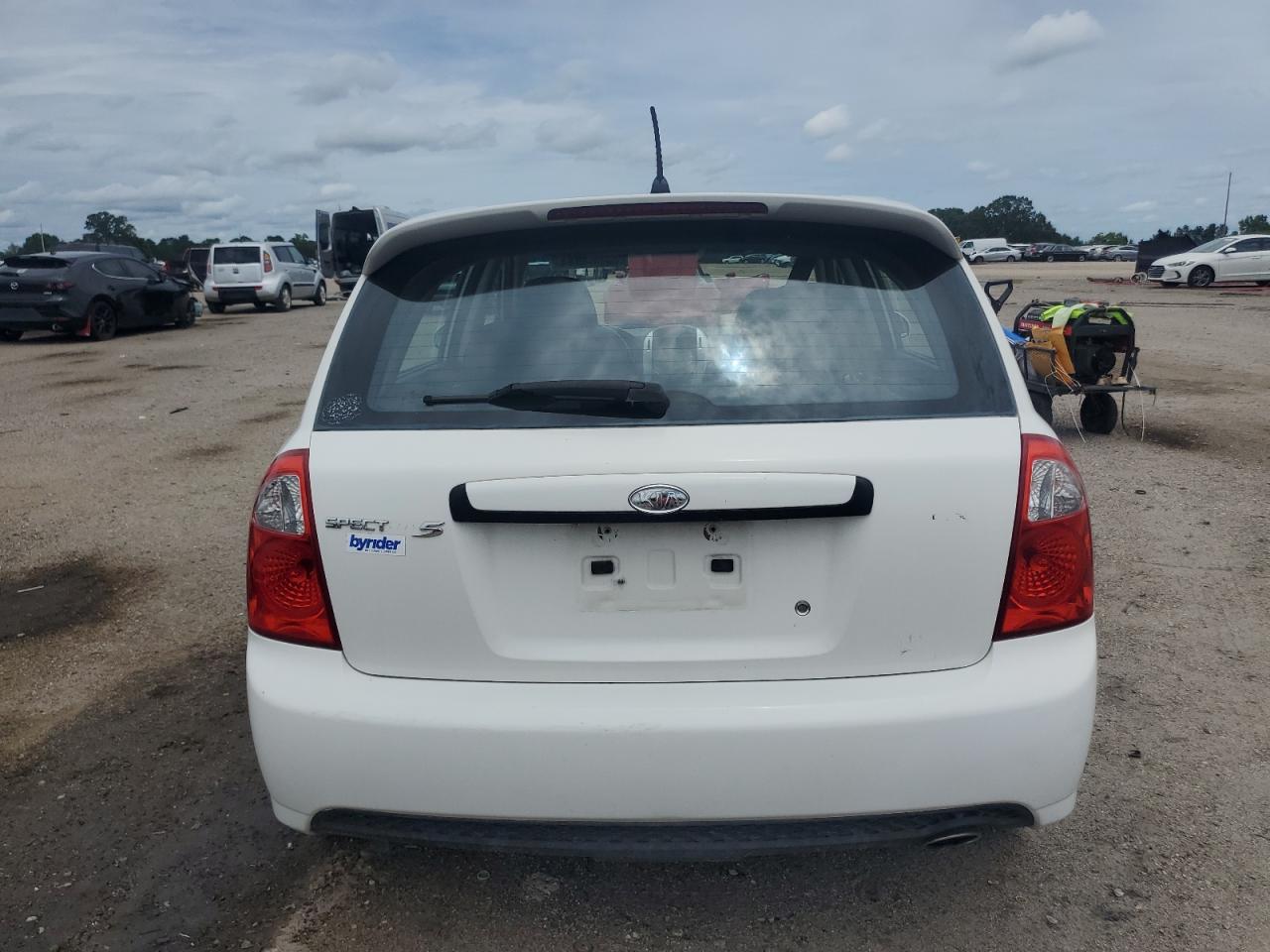 2008 Kia Spectra5 5 Sx VIN: KNAFE161485010382 Lot: 63861814