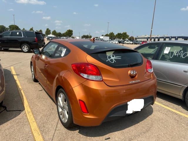 2017 Hyundai Veloster vin: KMHTC6ADXHU309841