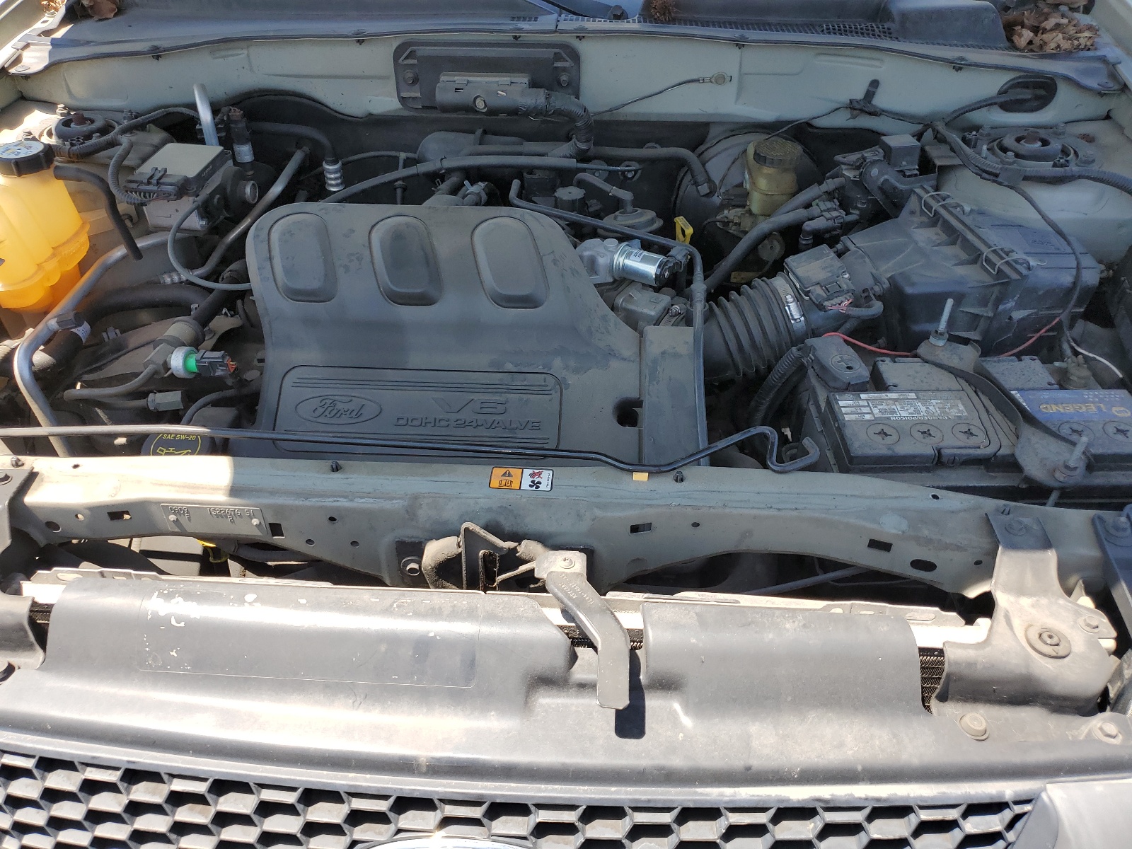 1FMYU02123KD48187 2003 Ford Escape Xls