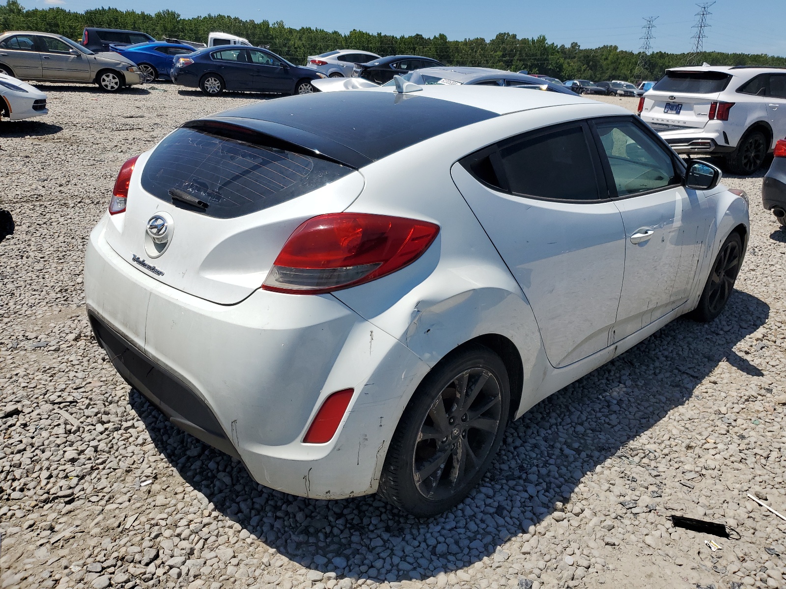 2016 Hyundai Veloster vin: KMHTC6AD4GU277760